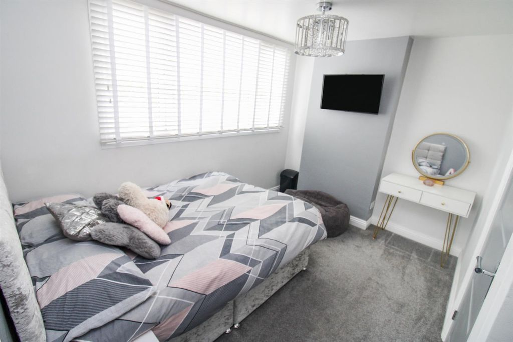 Additional image 20 of 4 bed semi-detached house for saleHowe Crescent, Corby NN17