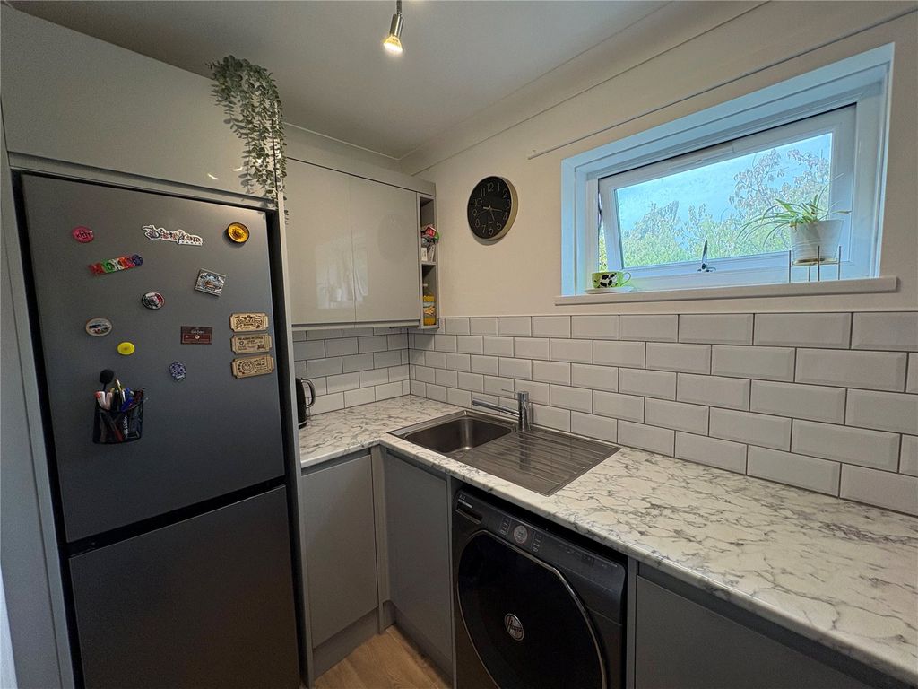 Additional image 7 of 2 bed flat for saleCarlisle Road, Southampton, Hampshire SO16