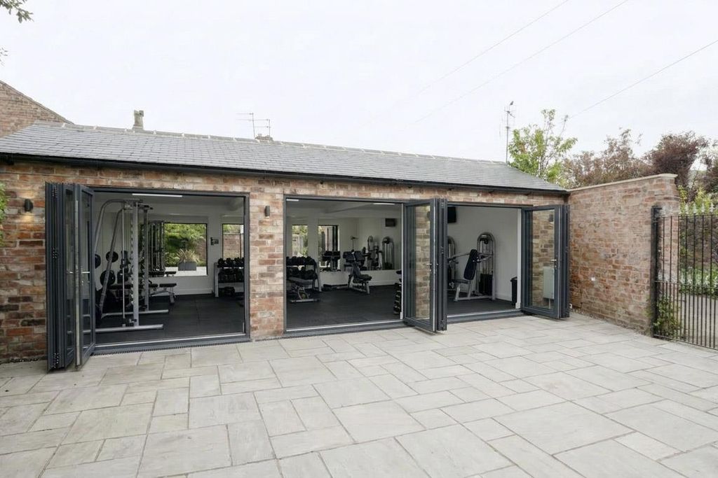 Additional image 36 of 15 bed property for saleMount Vale, York YO24