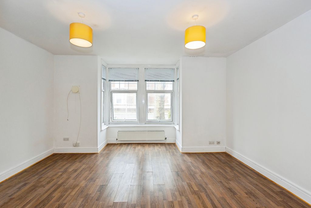 Additional image 3 of 1 bed flat for sale196-198 London Road, Portsmouth PO2