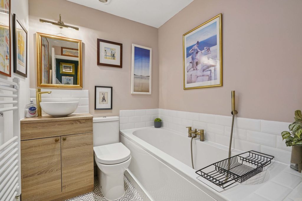 Additional image 19 of 5 bed detached bungalow for saleDucklington Lane, Witney OX28