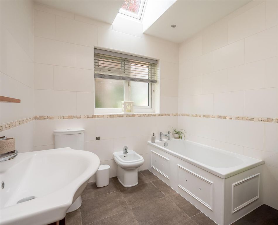 Additional image 23 of 5 bed detached house for saleTadcaster Road, Dringhouses, York YO24