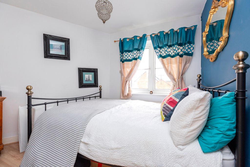 Additional image 14 of 3 bed terraced house for saleBayfields, Gillingham SP8