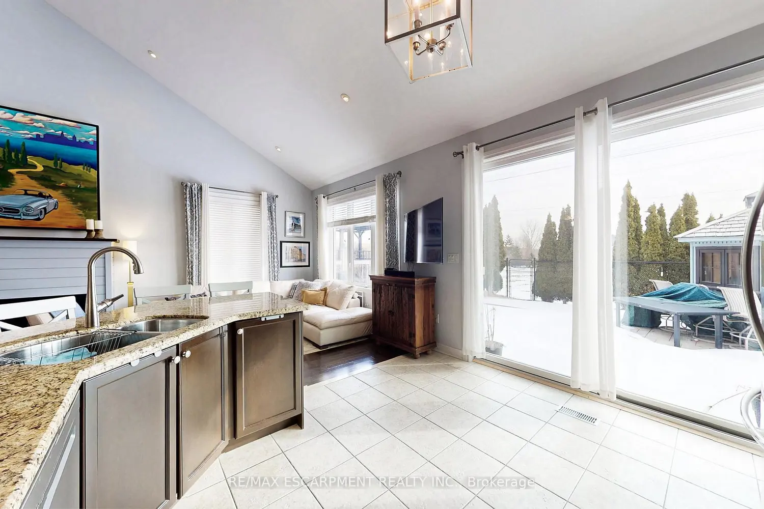 Additional image 7 of 4176 Saunders Crescent