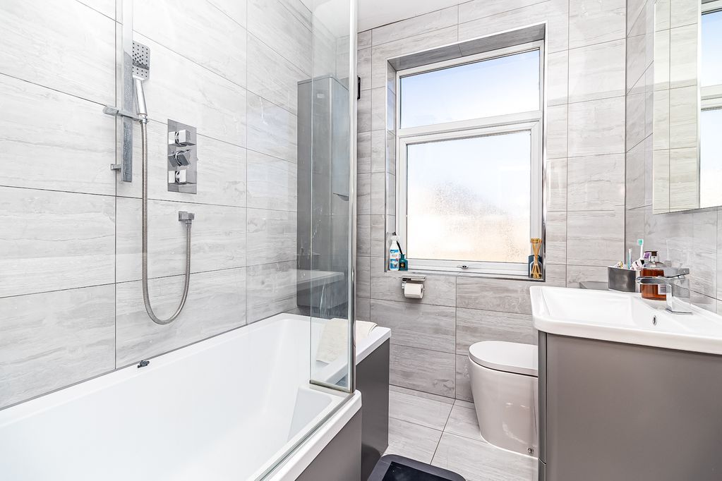 Additional image 10 of 4 bed terraced house for saleElmwood Road, Portsmouth PO2