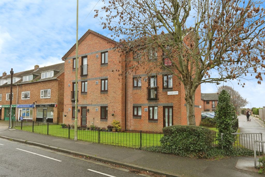 1 bed property for saleNew Priory Gardens, Portchester, Fareham PO16