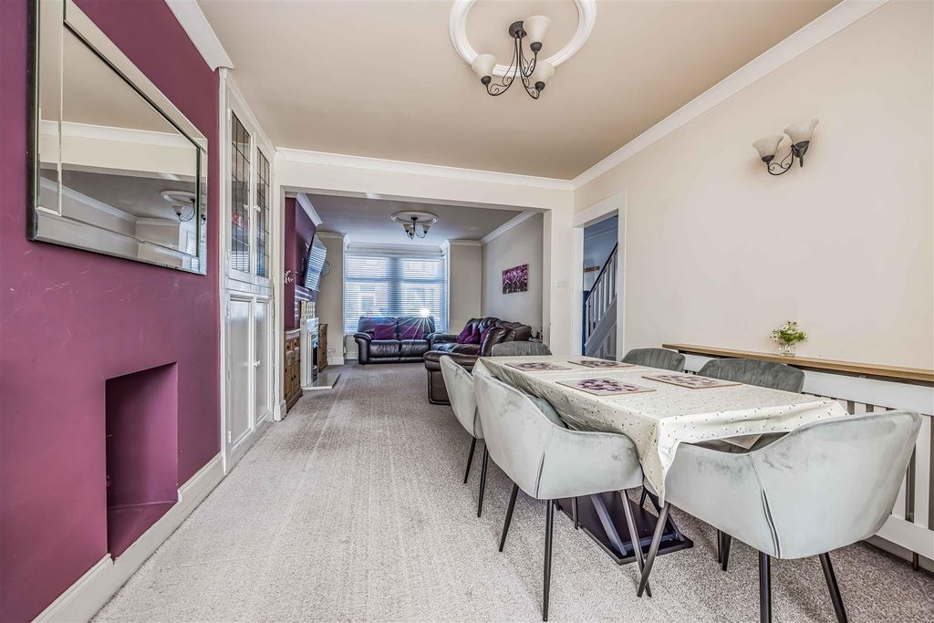 Additional image 9 of 4 bed terraced house for saleCedar Grove, Portsmouth PO3