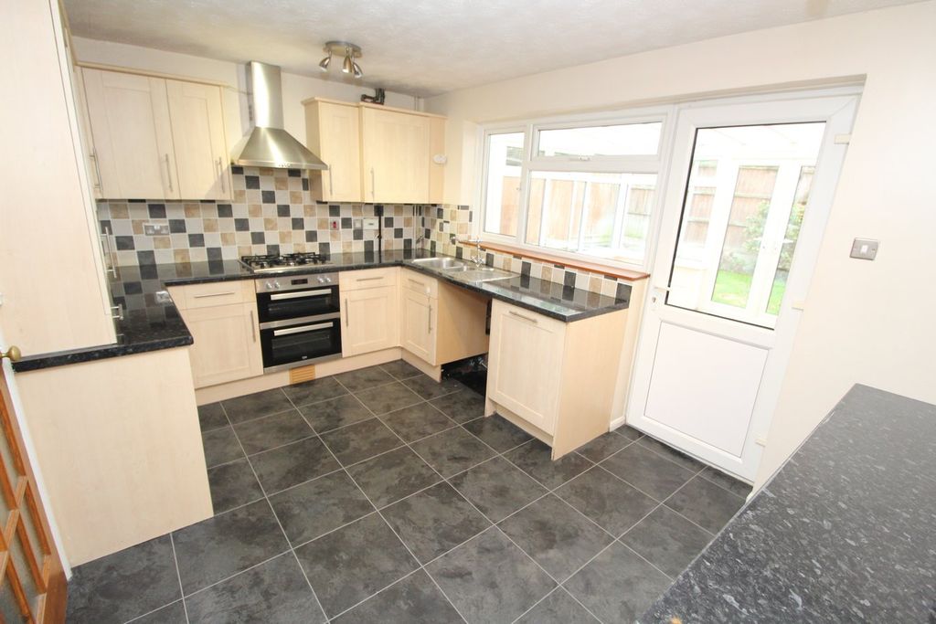 Additional image 4 of 3 bed semi-detached house for salePawley Close, Whetstone, Leicester LE8