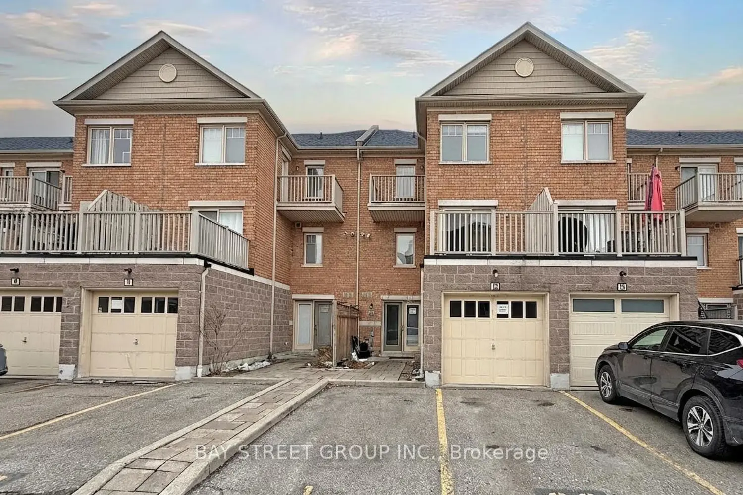 Additional image 4 of 3975 Eglinton Avenue 13