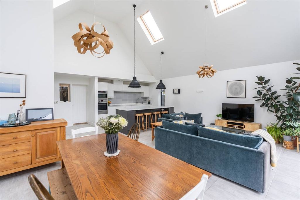 Additional image 20 of 5 bed detached house for saleSt. Annes Road, Tankerton, Whitstable CT5