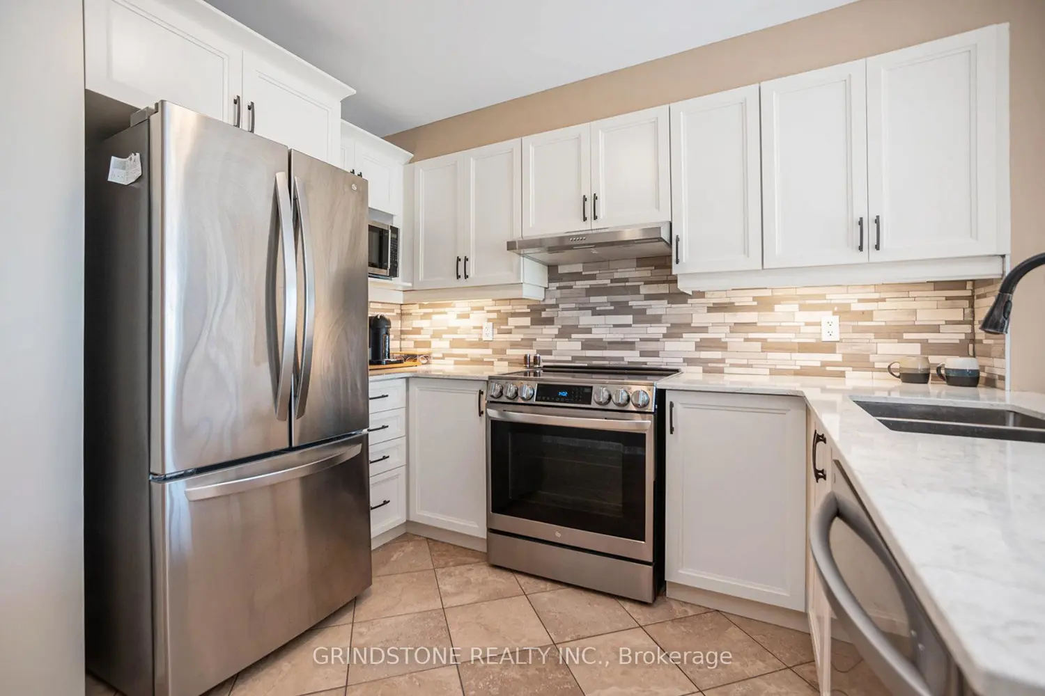 Additional image 5 of 904 Longfields Drive