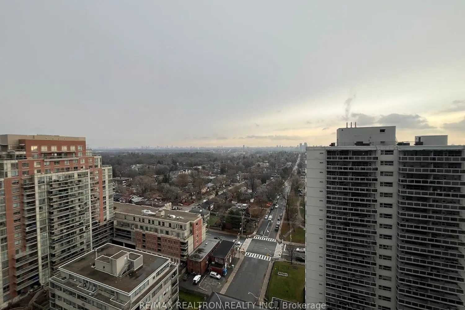Additional image 5 of 117 Broadway Avenue 1709