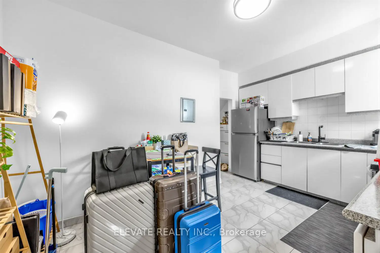 Additional image 4 of 1262 Lansdowne Avenue