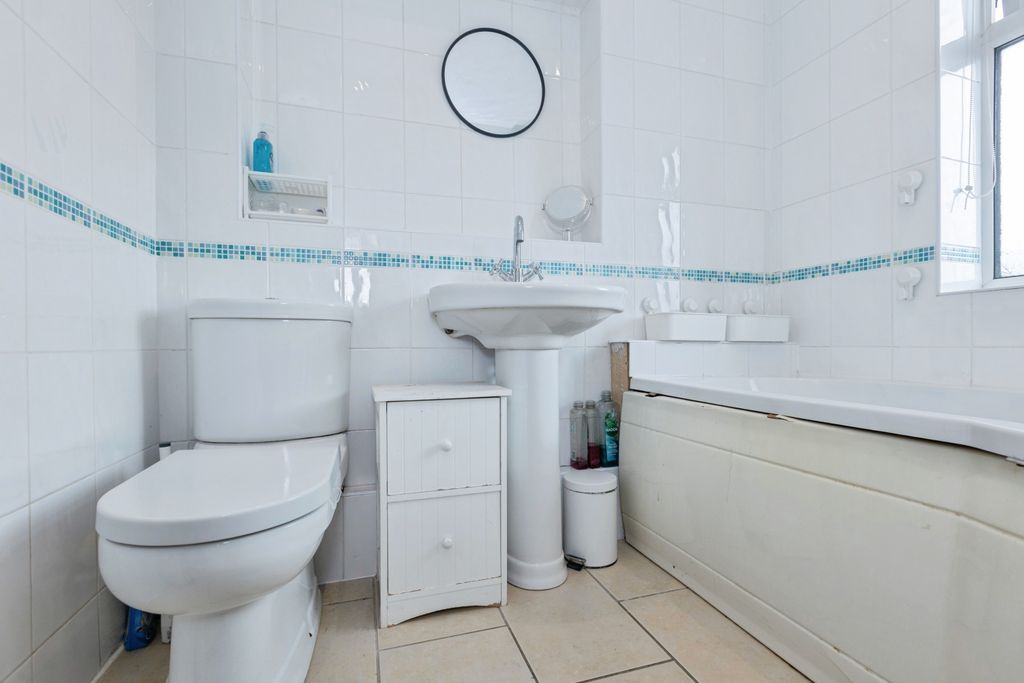 Additional image 13 of 4 bed semi-detached house for saleHawthorn Drive, Blaby, Leicester LE8
