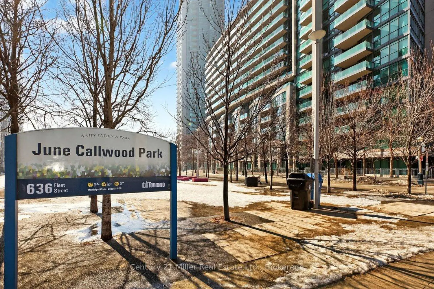 Additional image 15 of 209 Fort York Boulevard 562
