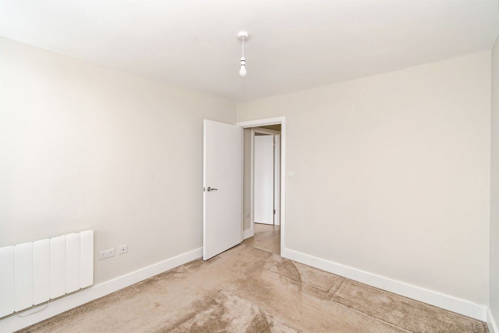 Additional image 11 of 1 bed flat for saleRomsey Road, Southampton SO16