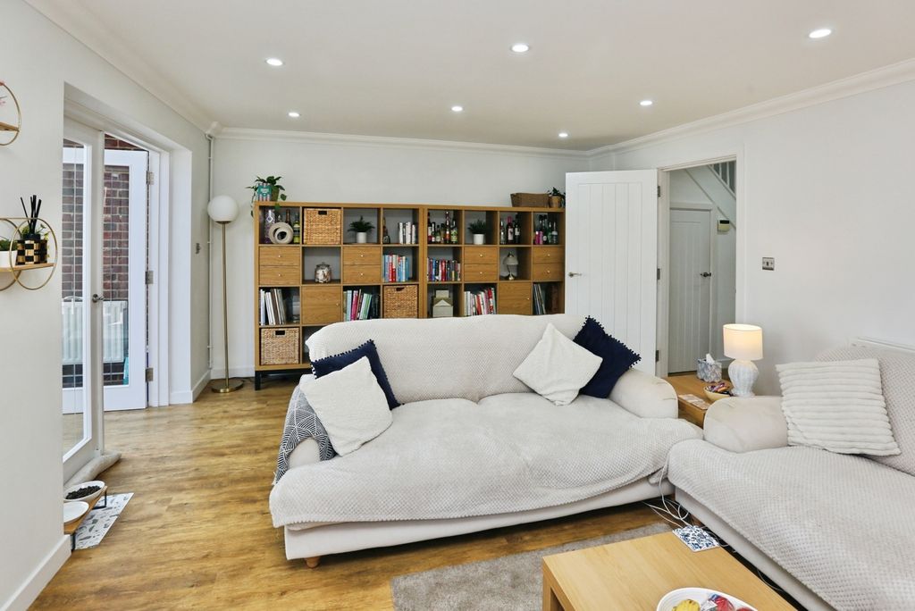 Additional image 5 of 4 bed end terrace house for saleAlexandra Road, Southampton, Hampshire SO15