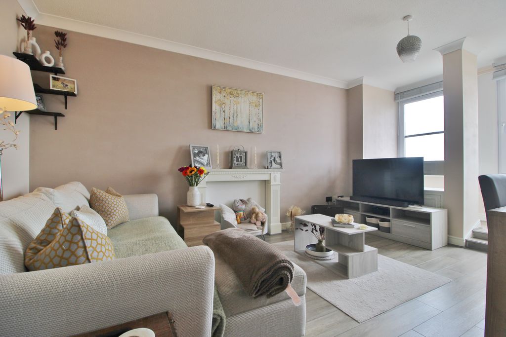 Additional image 9 of 1 bed flat for saleLombard Street, Portsmouth PO1