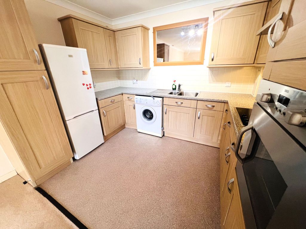 Additional image 6 of 2 bed flat for saleWinehala Court, Willenhall WV12