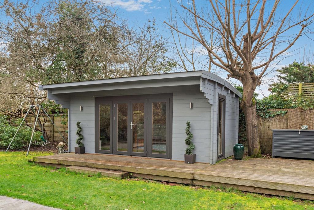 Additional image 34 of 7 bed semi-detached house for saleFordbridge Road, Ashford TW15
