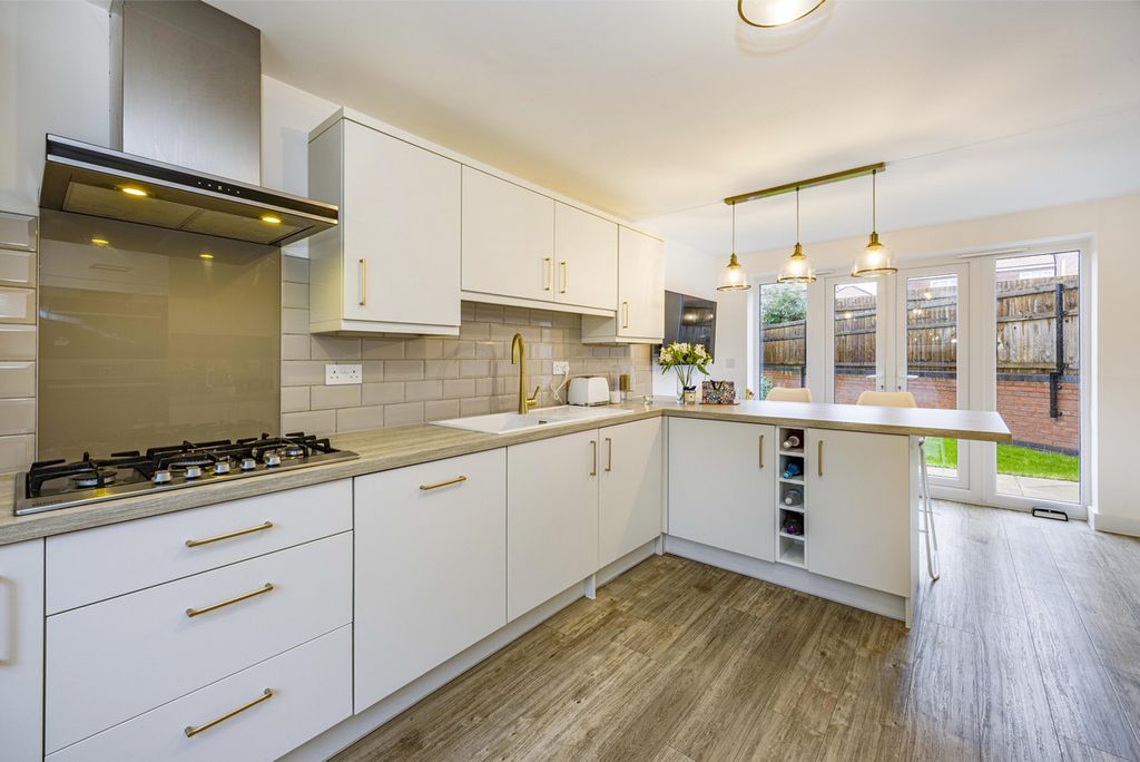 Additional image 4 of 3 bed semi-detached house for saleWoolsthorpe Close, Melton Mowbray LE13