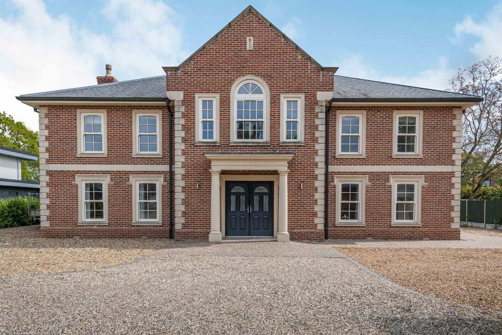 Additional image 17 of 6 bed detached house for saleNorwich Common, Wymondham NR18