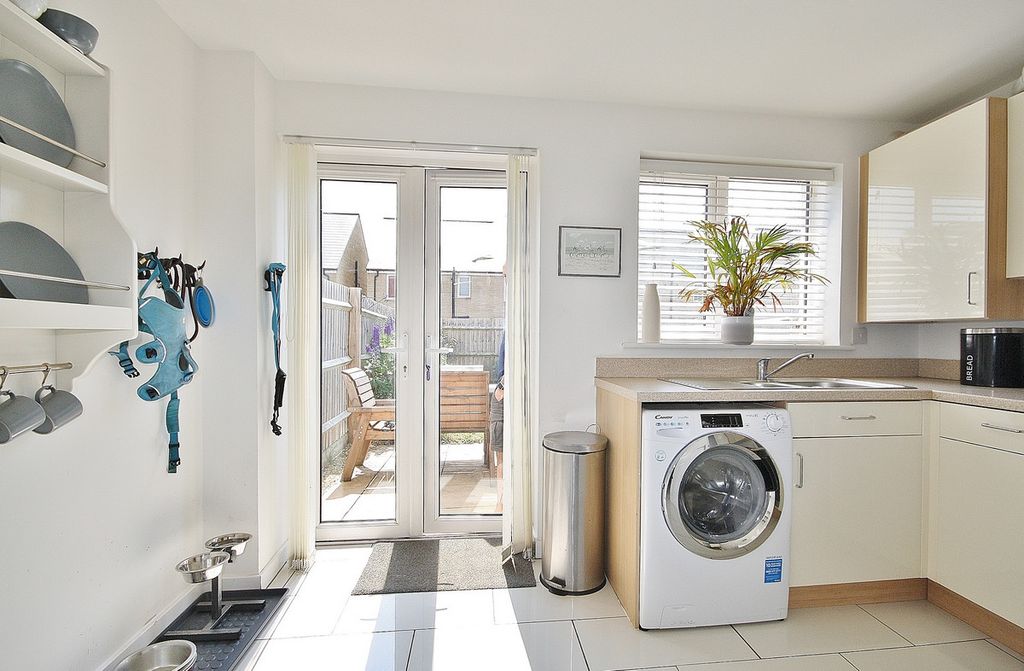 Additional image 4 of 3 bed end terrace house for saleRayson Lane, Witney OX29