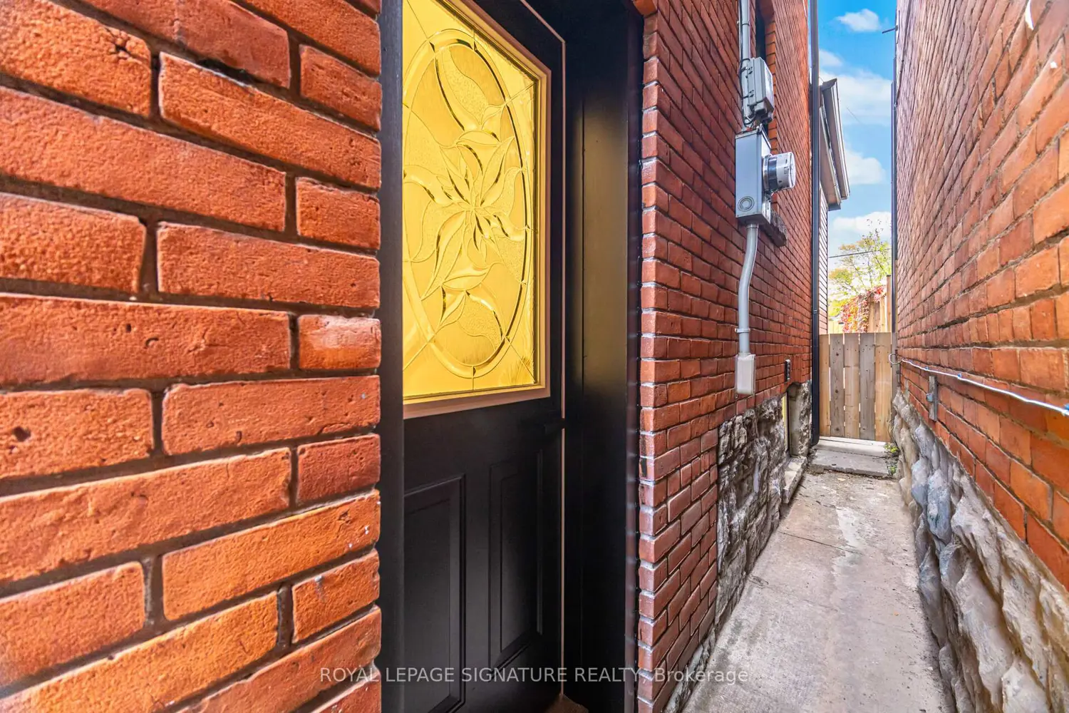 Additional image 6 of 285 Charlton Avenue