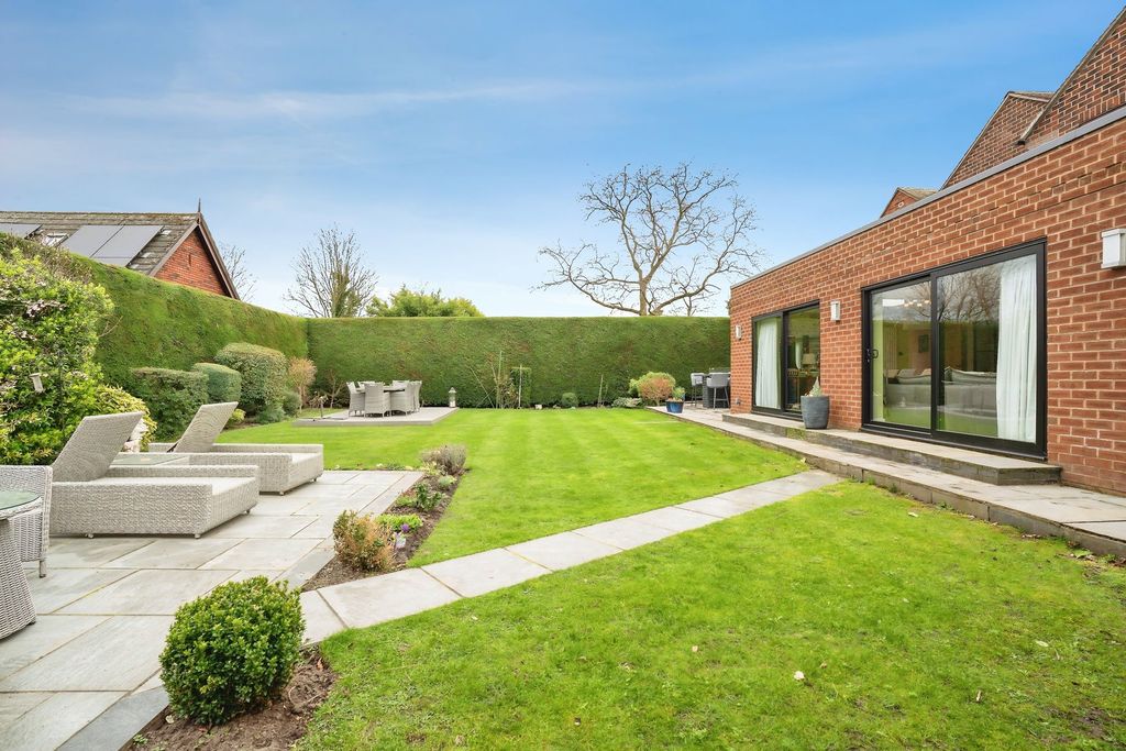 Additional image 64 of 4 bed detached house for saleHough Green Road, Widnes WA8