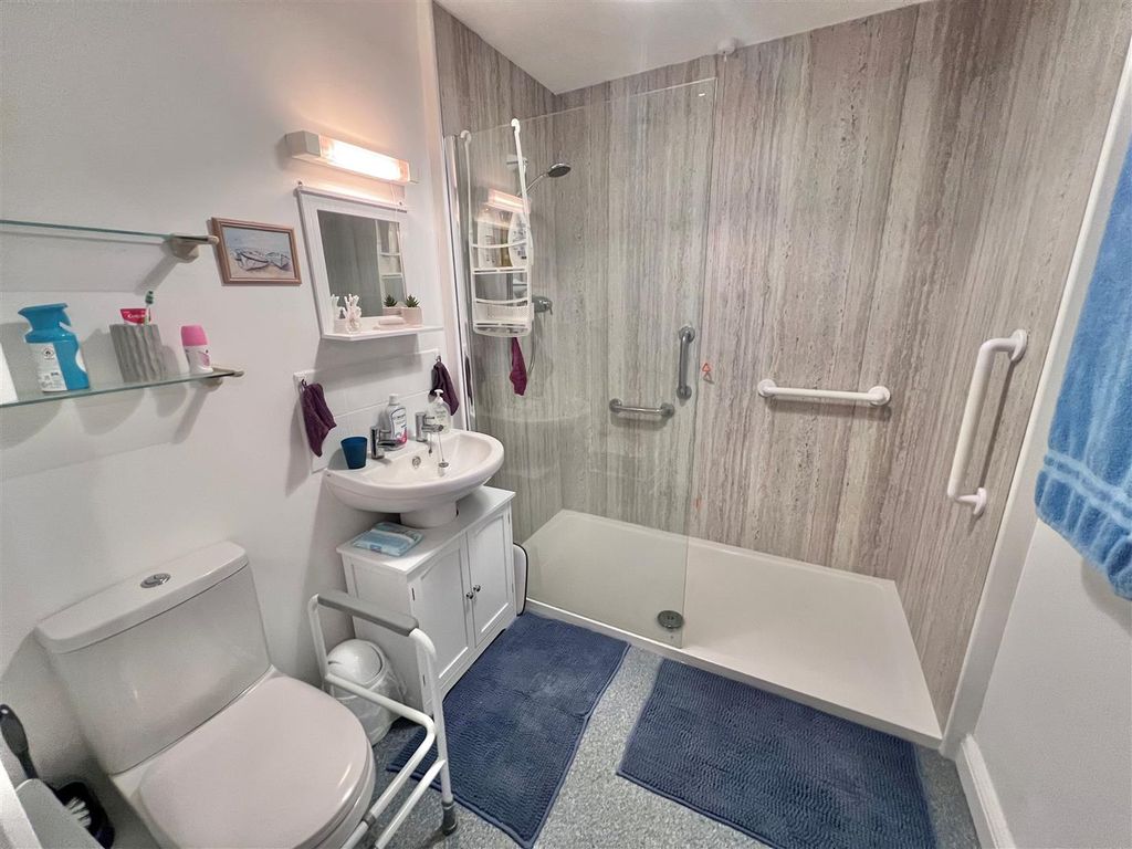 Additional image 11 of 2 bed flat for saleBarnaby Mill, Barnaby Mead, Gillingham SP8