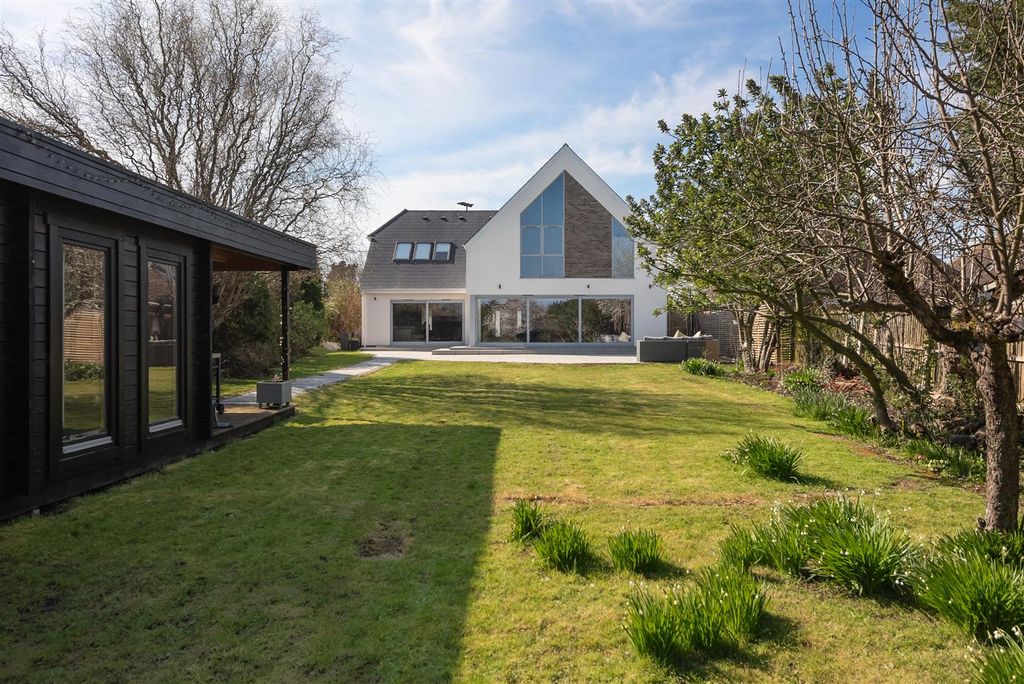 Additional image 21 of 5 bed detached house for saleInvicta Road, Whitstable CT5