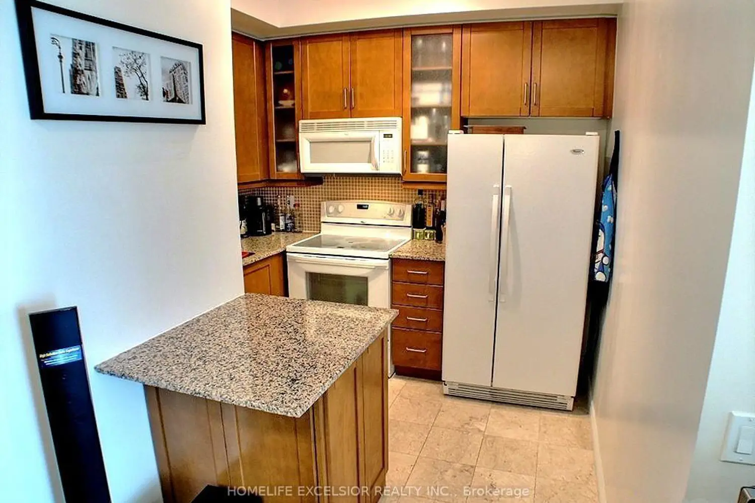 Additional image 10 of 60 Byng Avenue 2401