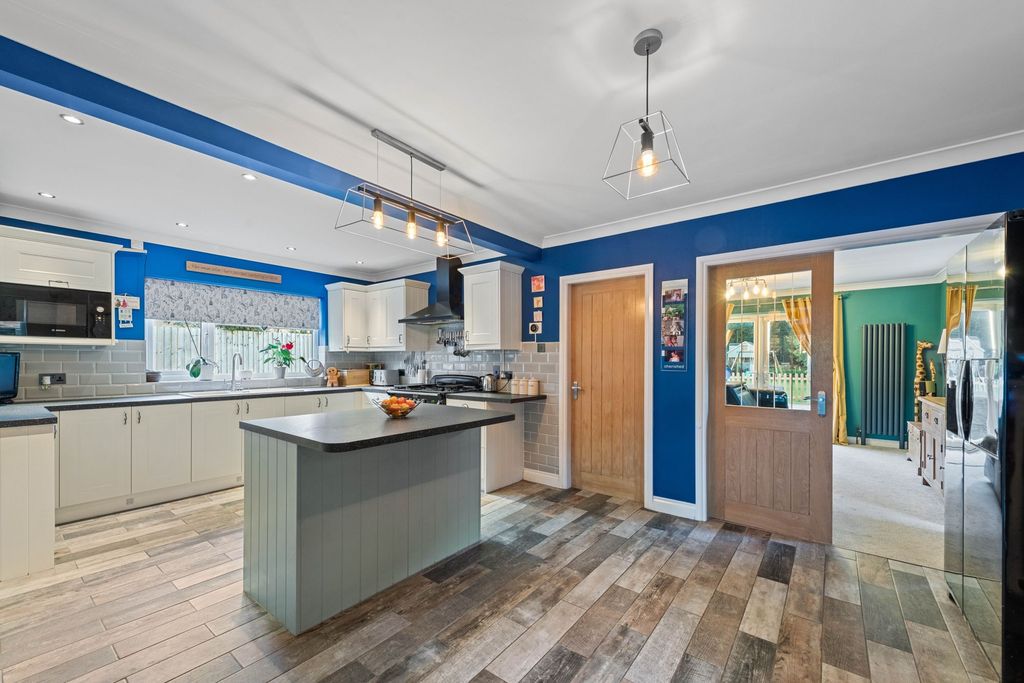Additional image 7 of 5 bed detached house for saleHorncastle Road, Woodhall Spa LN10