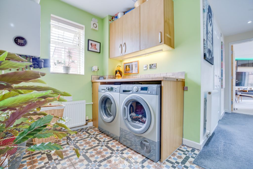 Additional image 4 of 2 bed flat for saleCarlton Gate Drive, Kiveton Park, Sheffield S26
