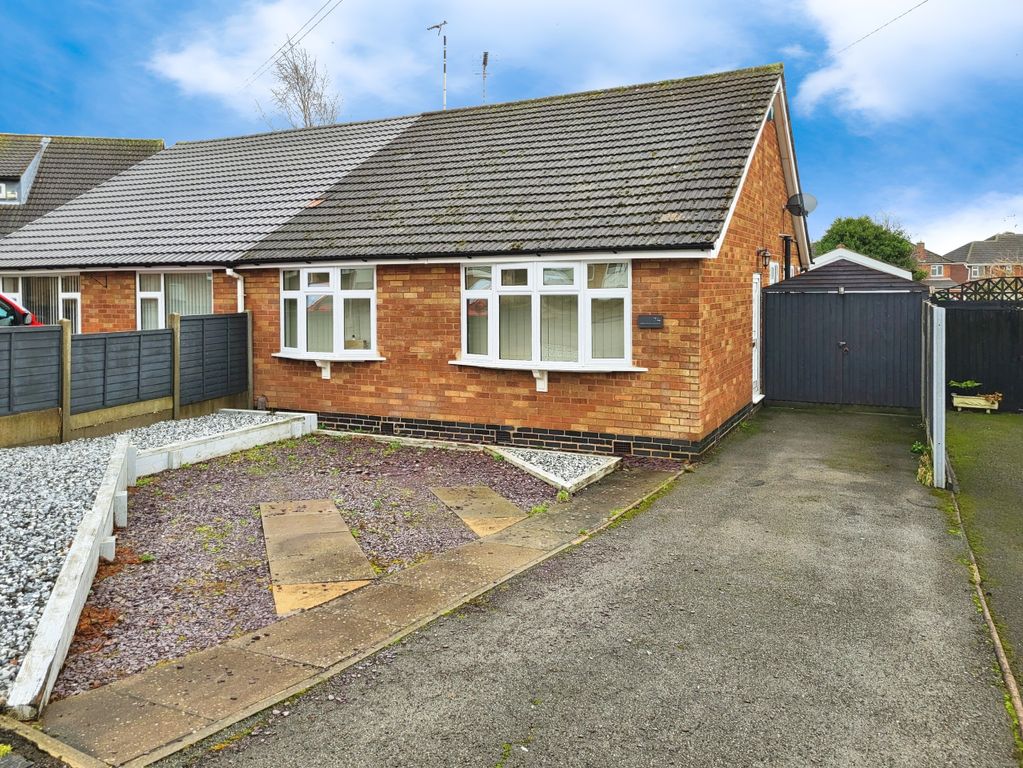 3 bed semi-detached bungalow for saleCoronation Road, Earl Shilton LE9