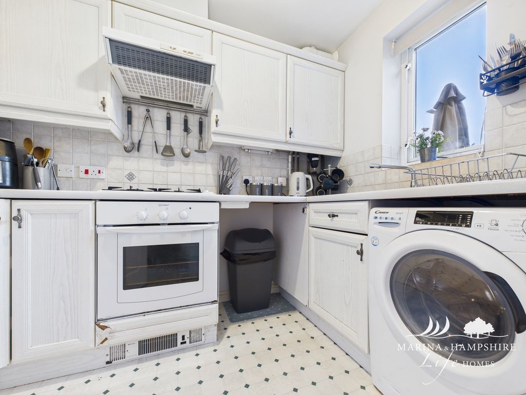 Additional image 13 of 2 bed terraced house for saleTintagel Way, Port Solent PO6