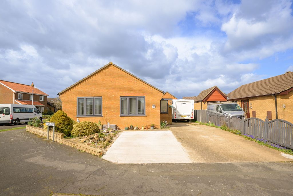 Additional image 18 of 3 bed detached bungalow for saleRobinson Avenue, Alford LN13