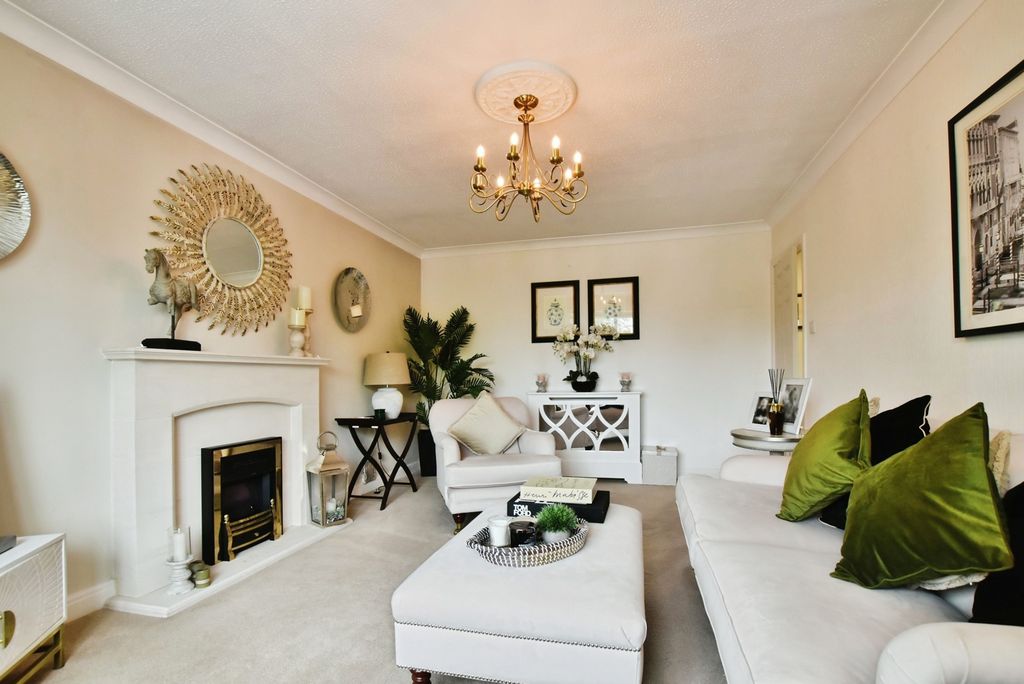Additional image 6 of 2 bed flat for saleWoodacres Court, Wilmslow, Cheshire SK9