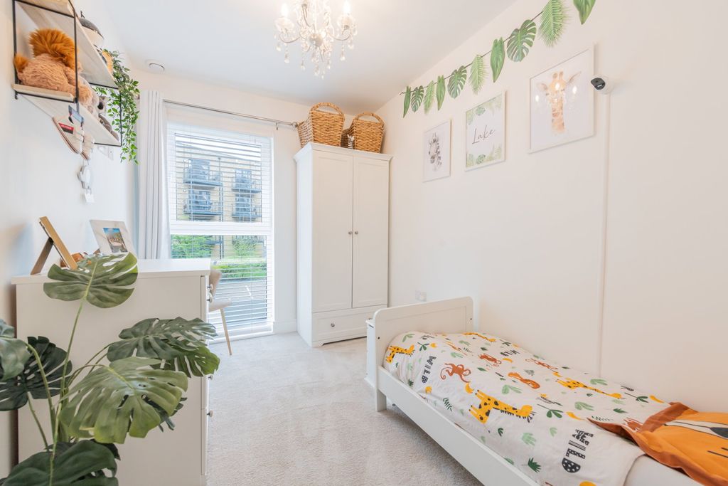 Additional image 10 of 2 bed flat for saleRiverside House, Thomas Blake Avenue, Southampton SO14