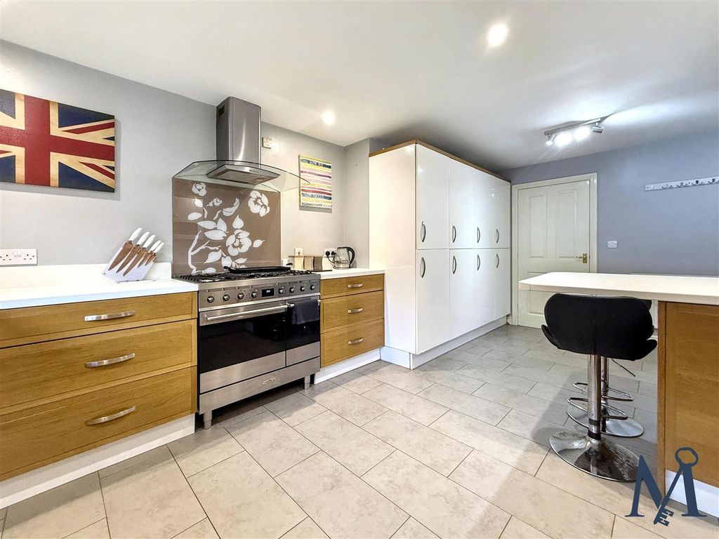 Additional image 3 of 4 bed property for saleChapman Close, Barlestone, Nuneaton CV13