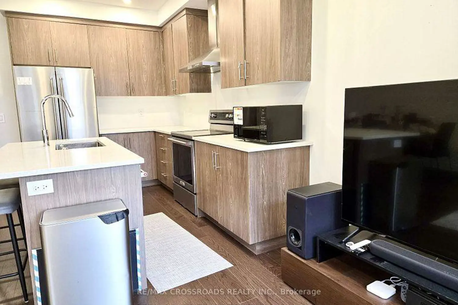 Additional image 6 of 12 Schmeltzer Crescent