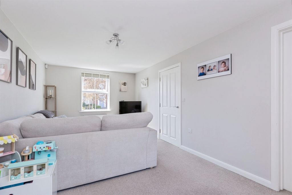 Additional image 6 of 3 bed semi-detached house for saleCooper Crescent, Whetstone, Leicester LE8