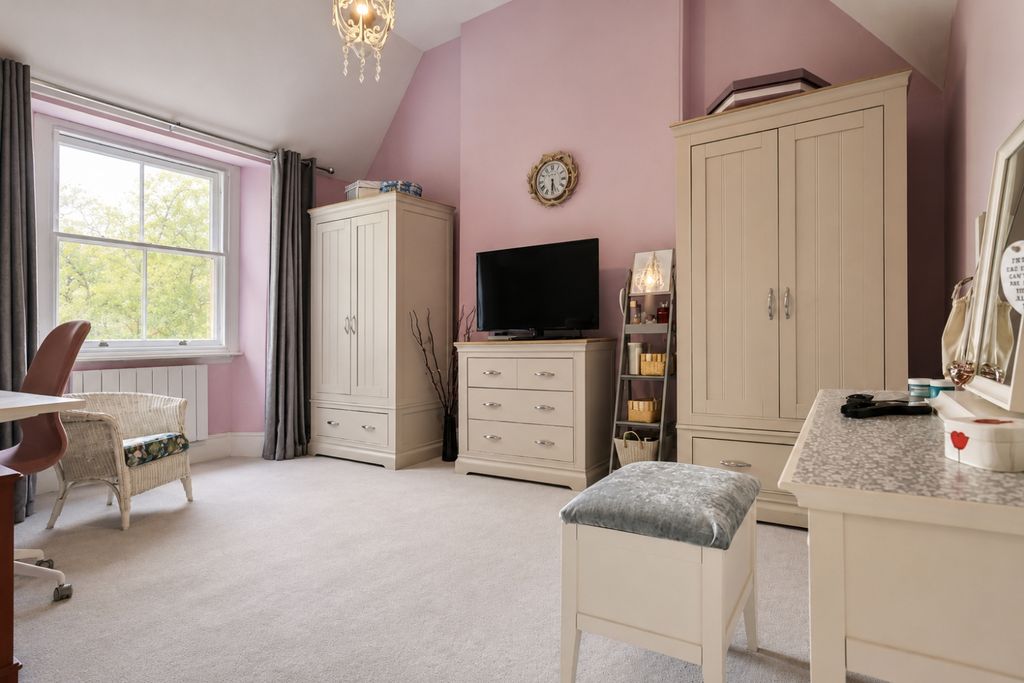 Additional image 16 of 4 bed terraced house for saleChurch Green, Witney OX28