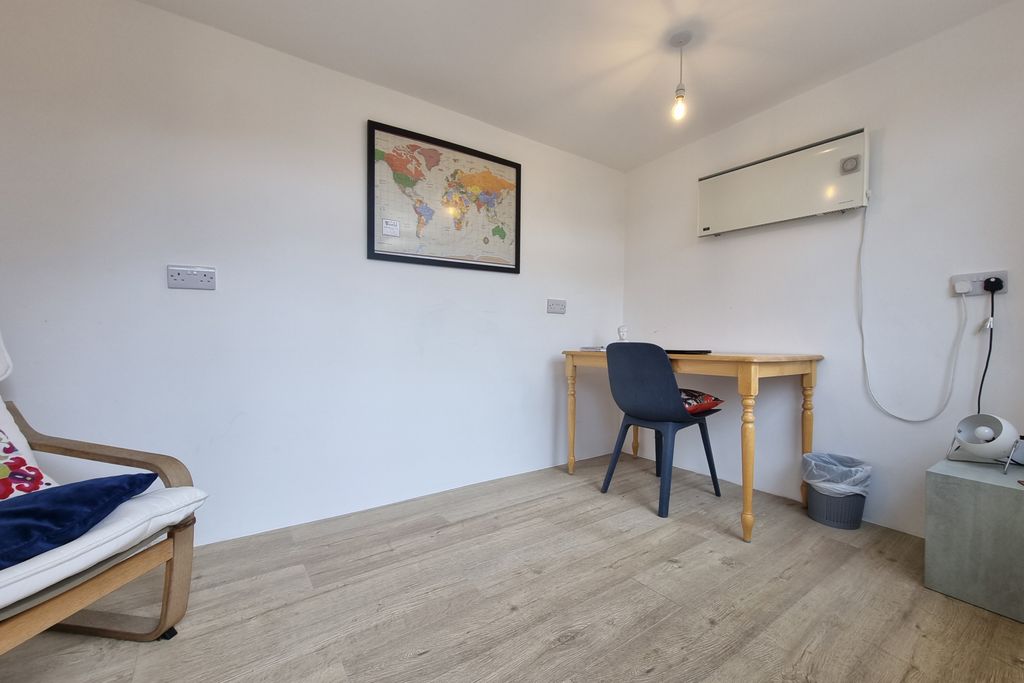 Additional image 23 of 4 bed semi-detached house for saleDrayton, Hampshire PO6