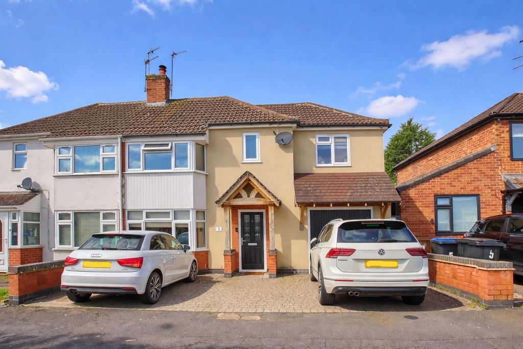 4 bed semi-detached house for saleCoronation Road, Earl Shilton LE9