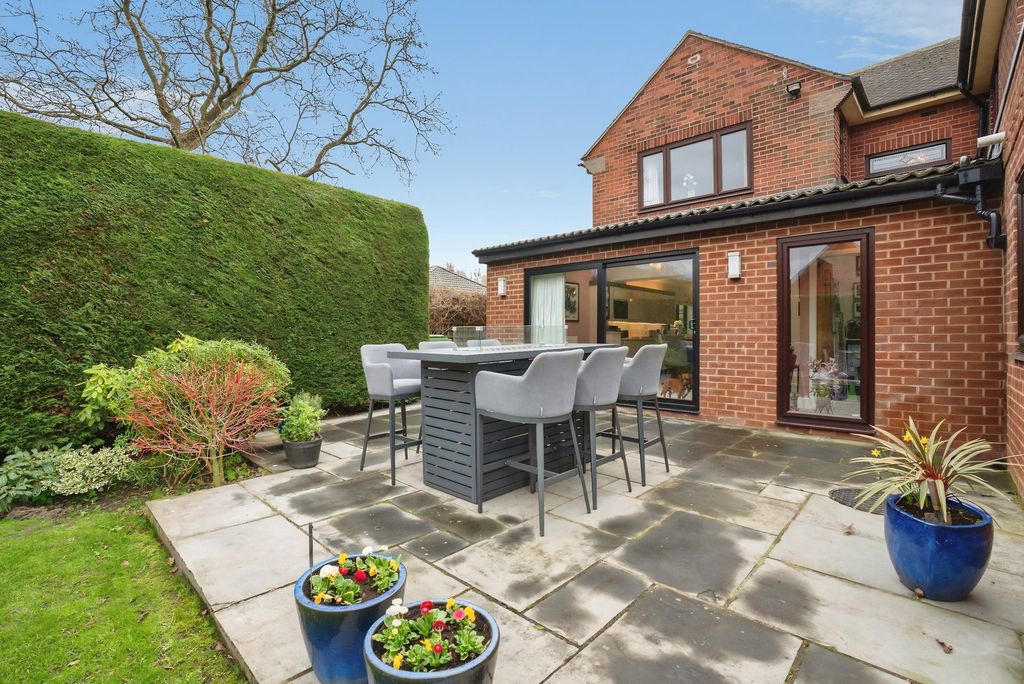 Additional image 65 of 4 bed detached house for saleHough Green Road, Widnes WA8