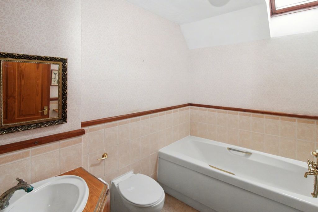 Additional image 12 of 4 bed detached house for saleHome Close, Blaby, Leicester LE8