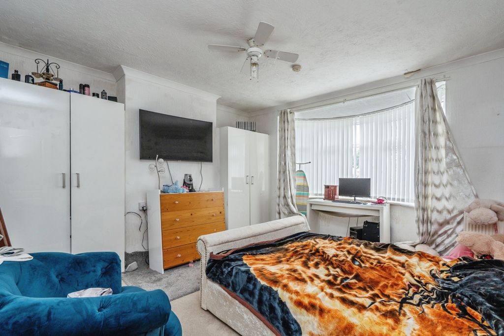 Additional image 15 of 2 bed detached bungalow for saleBridges Avenue, Portsmouth PO6