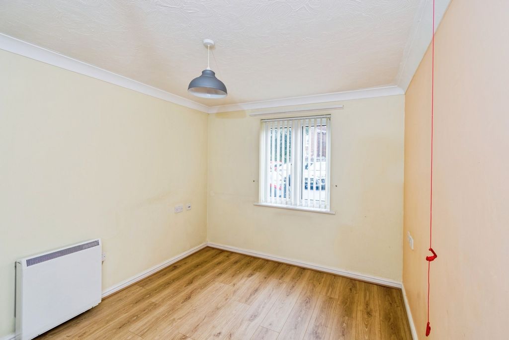 Additional image 12 of 2 bed flat for saleOakley Road, Southampton, Hampshire SO16