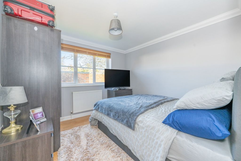 Additional image 10 of 1 bed flat for saleSouth East Road, Southampton SO19